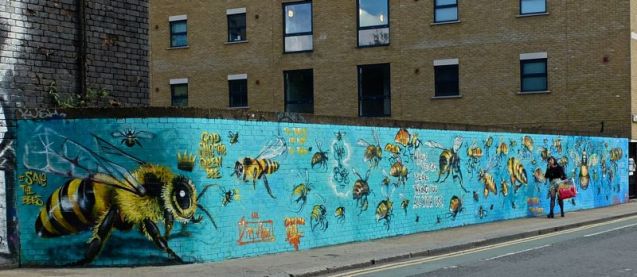 Save the Bees painted by Jim Vision and Louis Masai (Braithwaite Street)